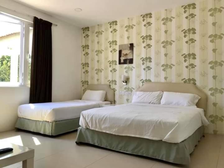 Summer Green Lodge Kuantan Exterior foto